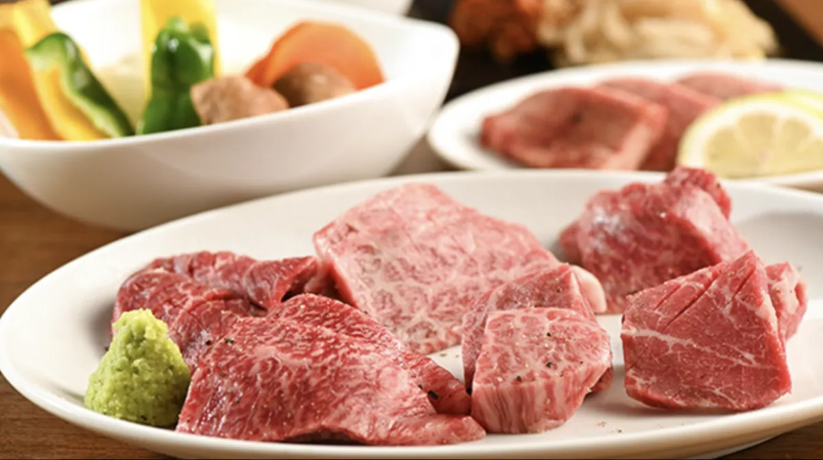 特選黒毛和牛　盛り合わせ　300g